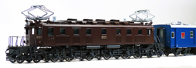 16番 国鉄 EF57 7号機 電気機関車 (東北仕様) 組立キット