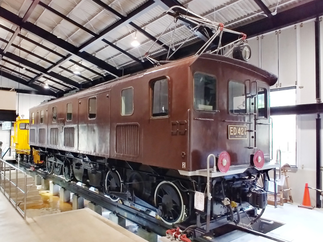 Nゲージ 鉄道省 ED42形 II 電気機関車 (1～4号機) 組立キット リニューアル品